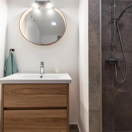 Odin Πανσιόν Ντουμπρόβνικ