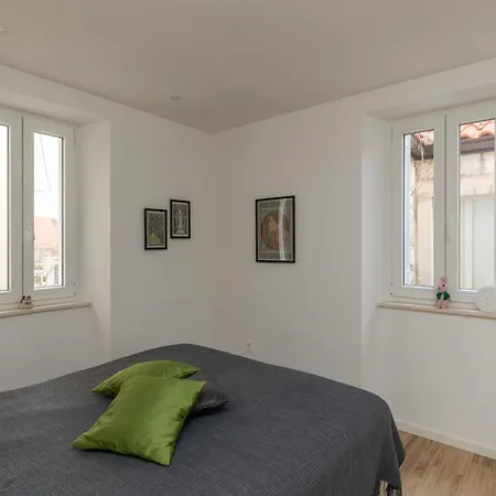 Odin Ντουμπρόβνικ