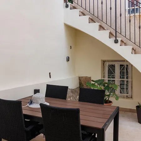 Odin Πανσιόν Ντουμπρόβνικ