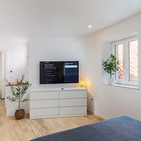 Odin Πανσιόν Ντουμπρόβνικ